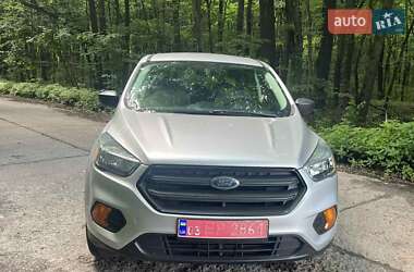 Позашляховик / Кросовер Ford Escape 2018 в Острозі
