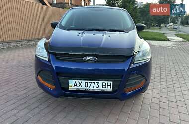Внедорожник / Кроссовер Ford Escape 2015 в 