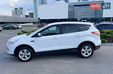 Внедорожник / Кроссовер Ford Escape 2013 в 