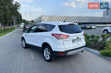 Внедорожник / Кроссовер Ford Escape 2013 в 