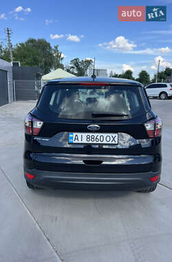 Внедорожник / Кроссовер Ford Escape 2017 в 