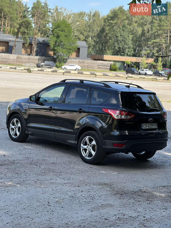 Внедорожник / Кроссовер Ford Escape 2013 в Киеве