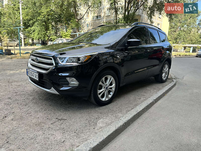Внедорожник / Кроссовер Ford Escape 2016 в Днепре