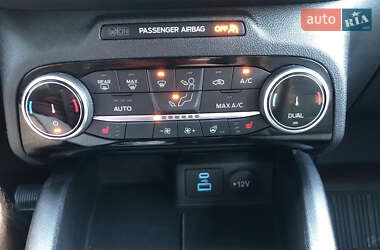 Внедорожник / Кроссовер Ford Escape 2021 в 