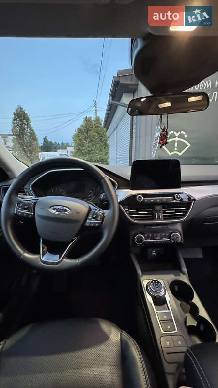 Внедорожник / Кроссовер Ford Escape 2022 в Кременчуге