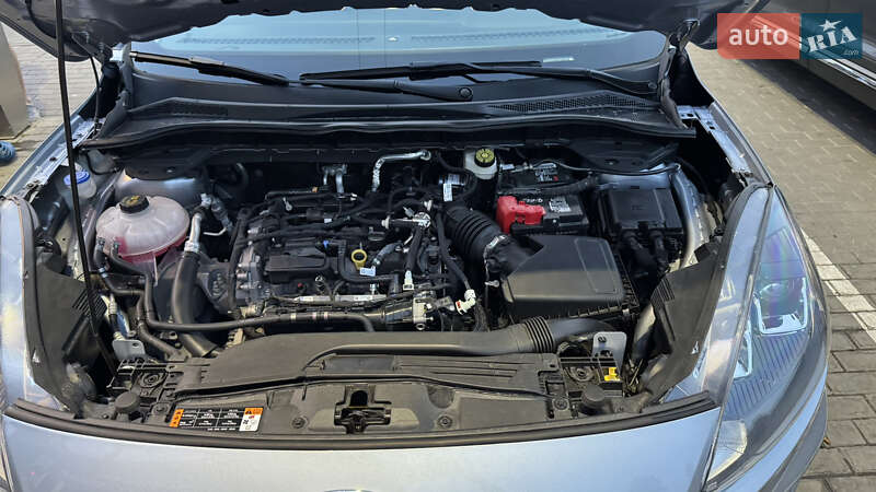 Внедорожник / Кроссовер Ford Escape 2022 в Кременчуге