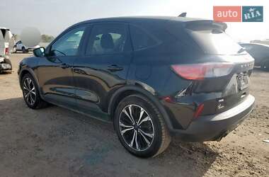 Внедорожник / Кроссовер Ford Escape 2021 в 