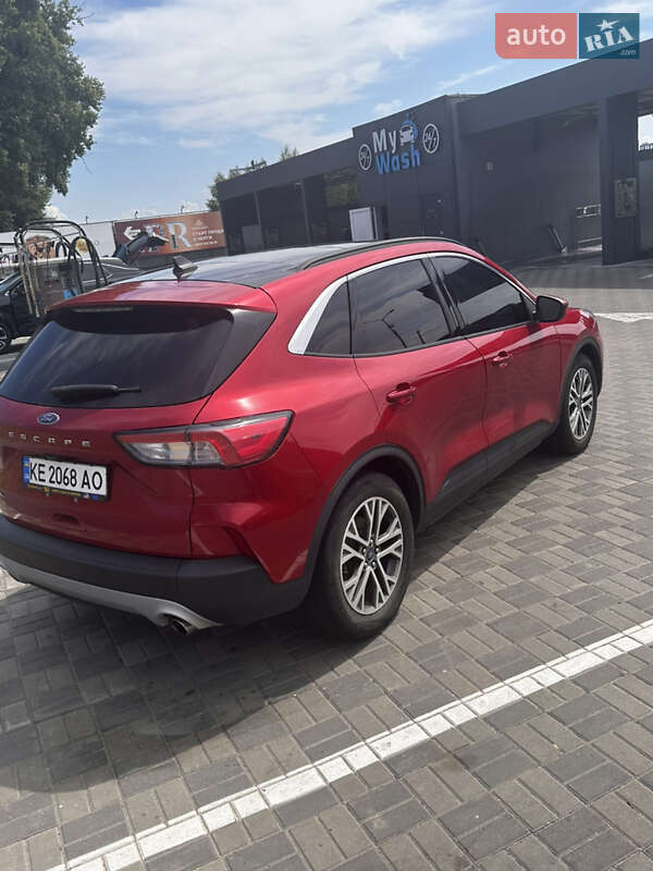 Внедорожник / Кроссовер Ford Escape 2021 в Киеве