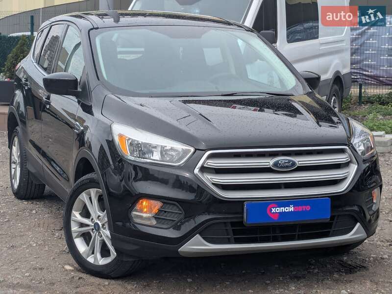 Внедорожник / Кроссовер Ford Escape 2018 в Киеве