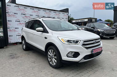 Внедорожник / Кроссовер Ford Escape 2016 в 