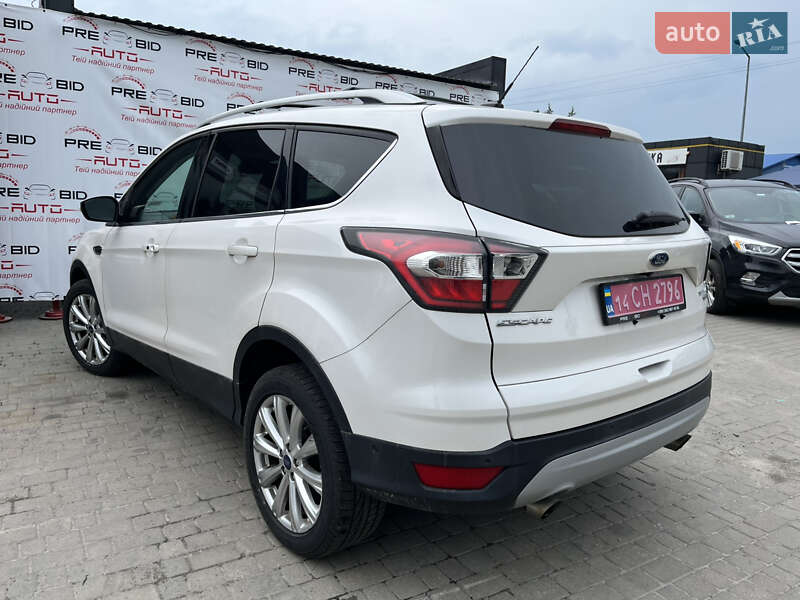 Внедорожник / Кроссовер Ford Escape 2016 в Львове