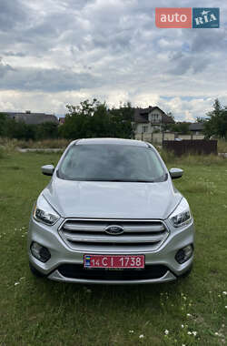 Внедорожник / Кроссовер Ford Escape 2019 в Ивано-Франковске