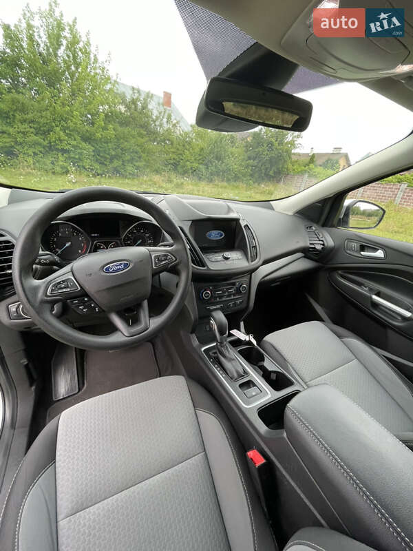 Позашляховик / Кросовер Ford Escape 2019 в Івано-Франківську