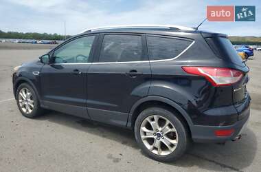 Внедорожник / Кроссовер Ford Escape 2015 в 