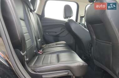 Внедорожник / Кроссовер Ford Escape 2015 в 