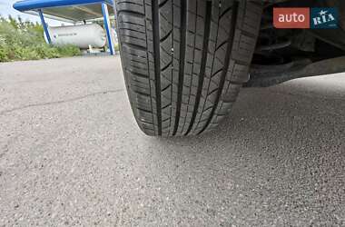 Внедорожник / Кроссовер Ford Escape 2017 в 