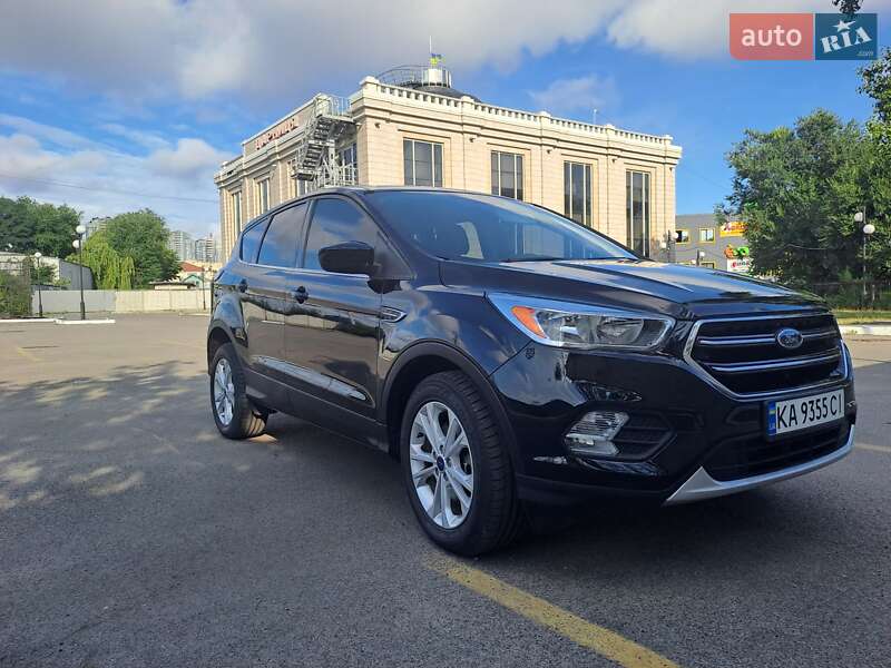 Внедорожник / Кроссовер Ford Escape 2016 в Киеве