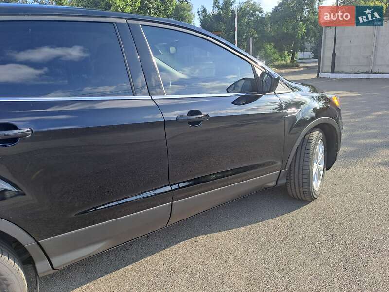 Внедорожник / Кроссовер Ford Escape 2016 в Киеве