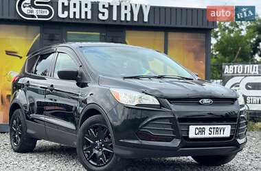 Позашляховик / Кросовер Ford Escape 2016 в Стрию