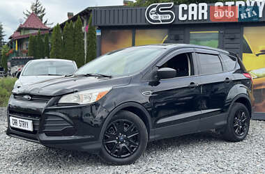Внедорожник / Кроссовер Ford Escape 2016 в 