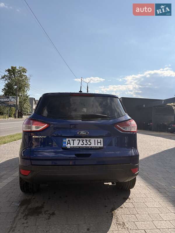 Внедорожник / Кроссовер Ford Escape 2015 в Ивано-Франковске