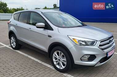 Внедорожник / Кроссовер Ford Escape 2019 в 