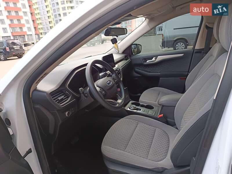 Внедорожник / Кроссовер Ford Escape 2020 в Тернополе