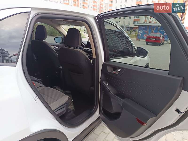 Внедорожник / Кроссовер Ford Escape 2020 в Тернополе
