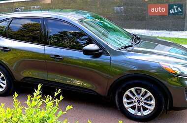 Позашляховик / Кросовер Ford Escape 2020 в Шостці