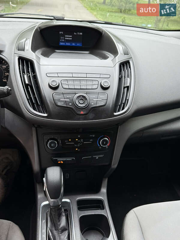 Внедорожник / Кроссовер Ford Escape 2019 в Киеве