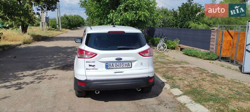 Внедорожник / Кроссовер Ford Escape 2012 в Ольшанке