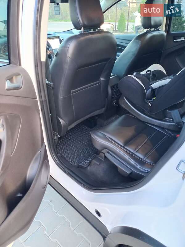 Позашляховик / Кросовер Ford Escape 2018 в Могилів-Подільському