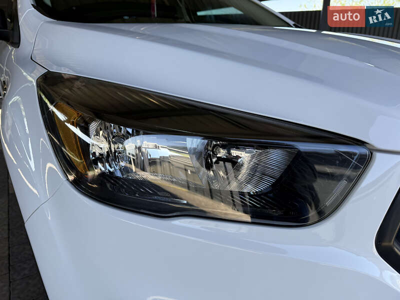 Позашляховик / Кросовер Ford Escape 2019 в Львові