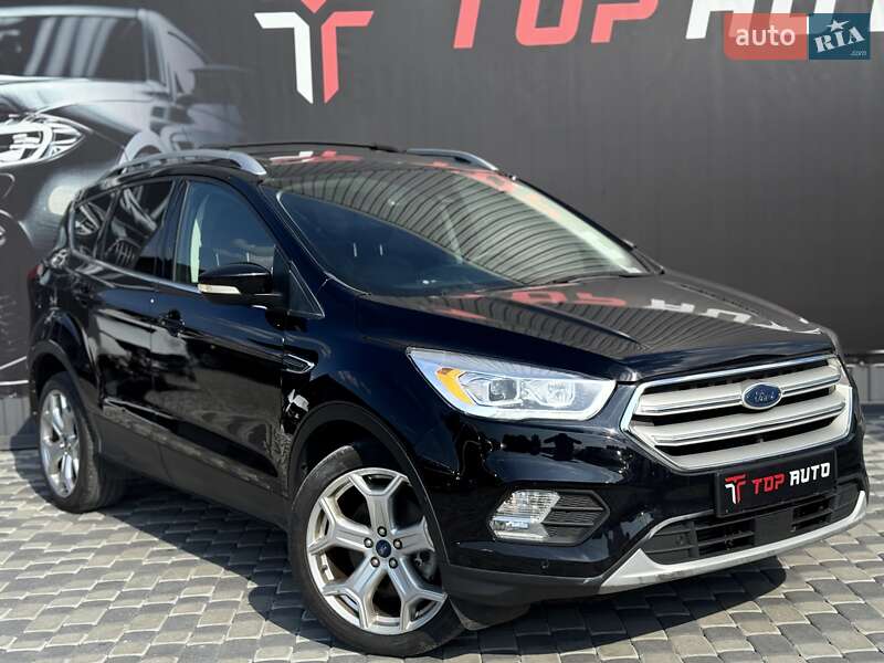 Внедорожник / Кроссовер Ford Escape 2019 в Львове