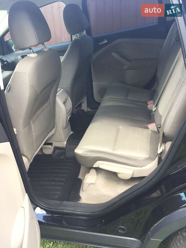 Внедорожник / Кроссовер Ford Escape 2015 в Сокале