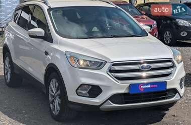 Внедорожник / Кроссовер Ford Escape 2016 в 