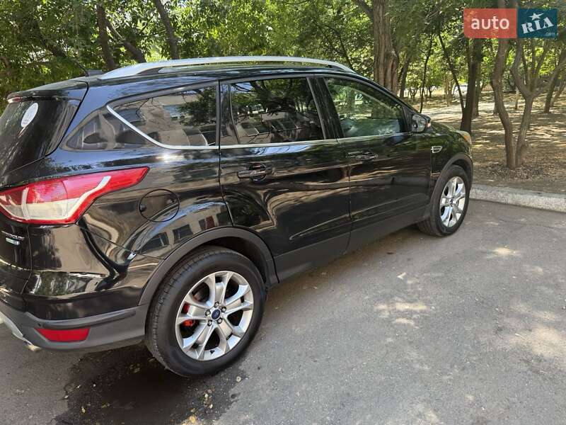 Позашляховик / Кросовер Ford Escape 2016 в Одесі
