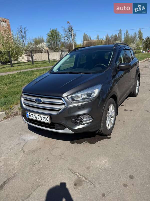 Позашляховик / Кросовер Ford Escape 2018 в Харкові