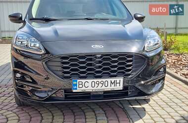 Внедорожник / Кроссовер Ford Escape 2020 в 
