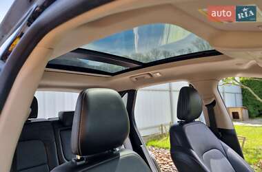 Внедорожник / Кроссовер Ford Escape 2020 в 