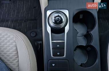 Позашляховик / Кросовер Ford Escape 2021 в Миколаєві