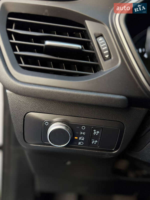 Внедорожник / Кроссовер Ford Escape 2019 в Тернополе