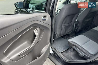 Внедорожник / Кроссовер Ford Escape 2014 в 