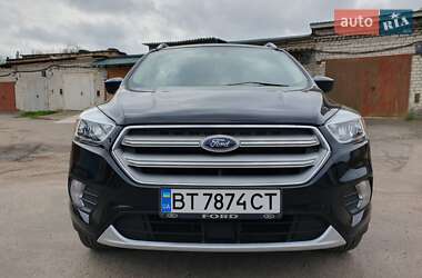 Внедорожник / Кроссовер Ford Escape 2019 в Полтаве