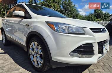 Внедорожник / Кроссовер Ford Escape 2015 в Сумах