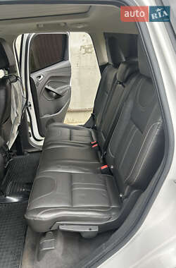 Внедорожник / Кроссовер Ford Escape 2013 в 