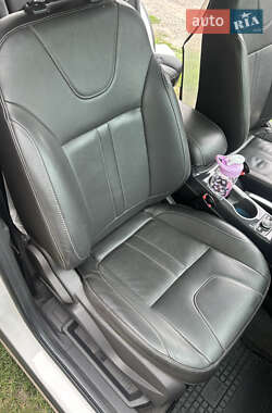 Внедорожник / Кроссовер Ford Escape 2013 в 