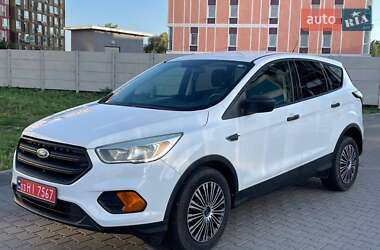 Внедорожник / Кроссовер Ford Escape 2016 в 