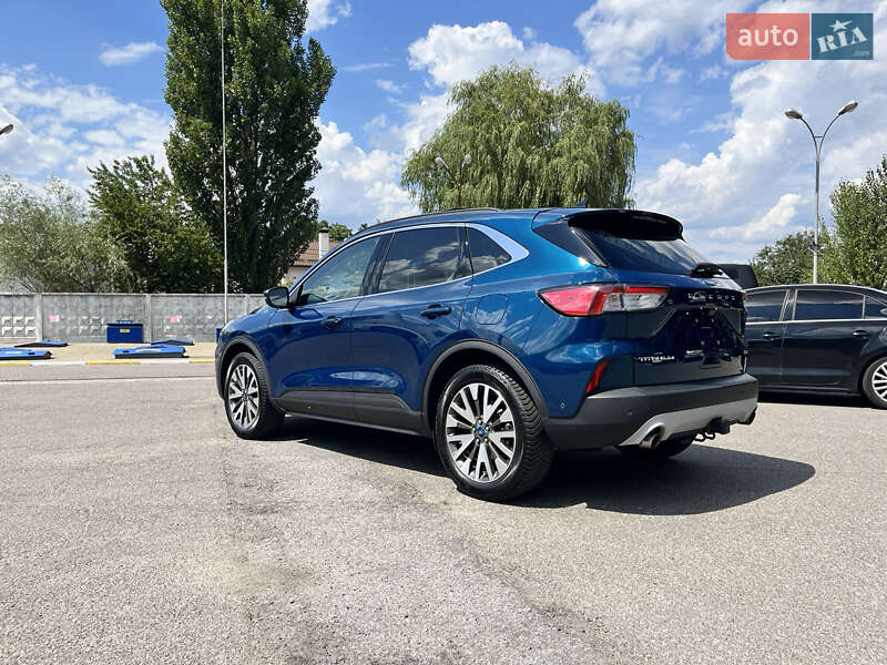 Позашляховик / Кросовер Ford Escape 2020 в Василькові