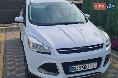 Внедорожник / Кроссовер Ford Escape 2014 в 